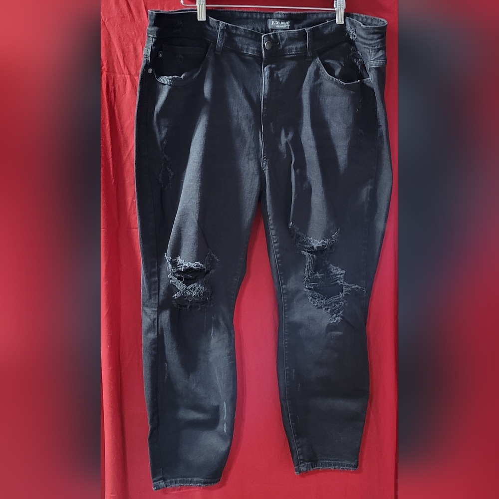 Judy Blue 22W Boyfriend Fit black Jeans Mid Rise Distressed  Denim